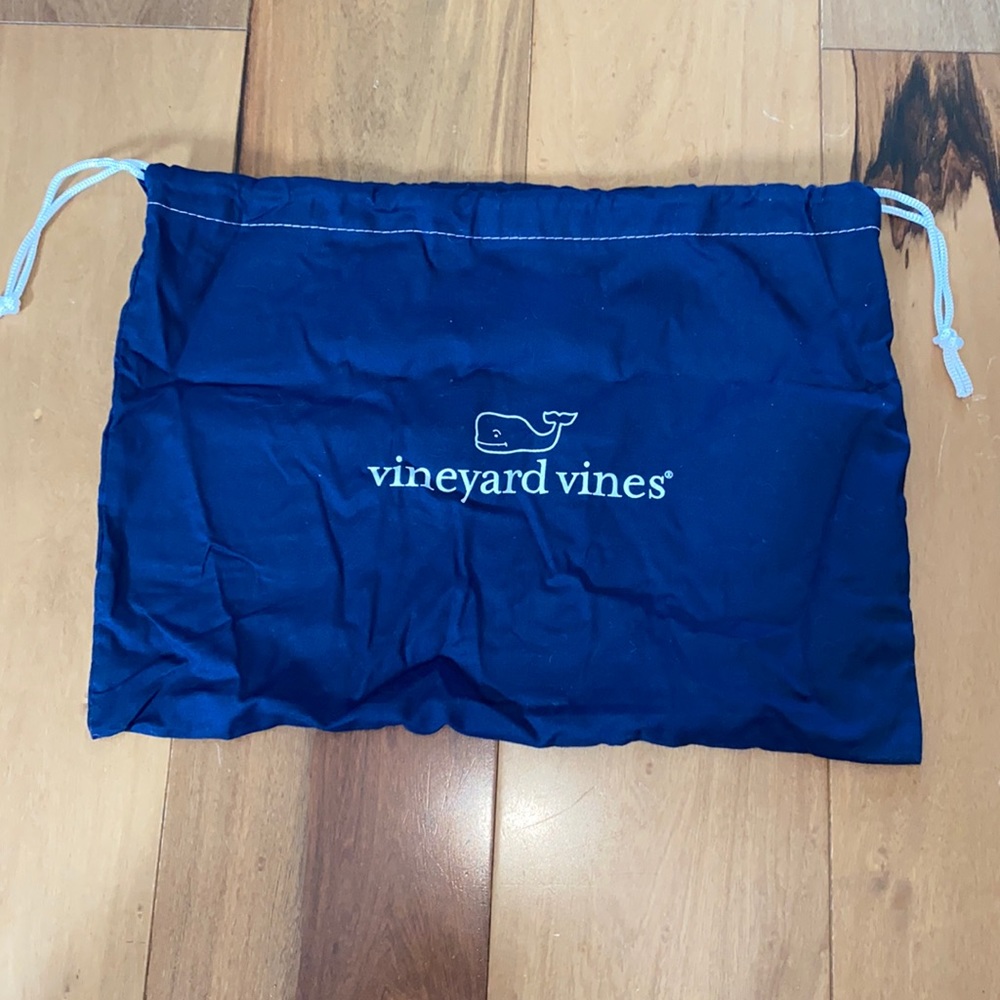 NWOT~VINEYARD VINES DUST BAG